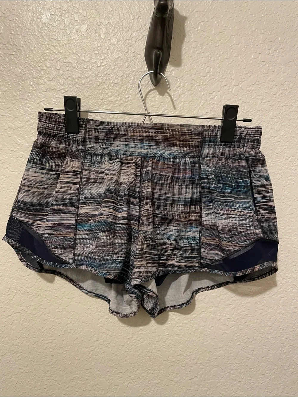 lululemon athletica Hotty Hot Shorts - Grey Multi with Navy Trim
